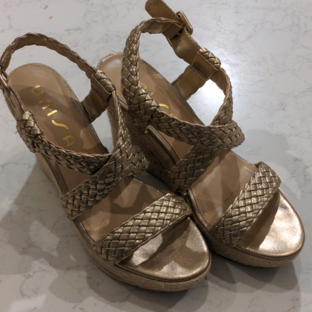 UNISA Gold Espadrille Wedge Sandals 9.5